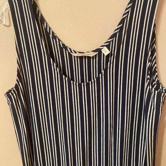 Vineyard Vines • Cat Cay Striped Navy Blue Sleeveless Jumpsuit Romper • Size S - Picture 5 of 7